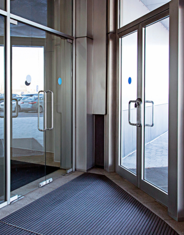 Fold and Slide Doors supplier in ghaziabad